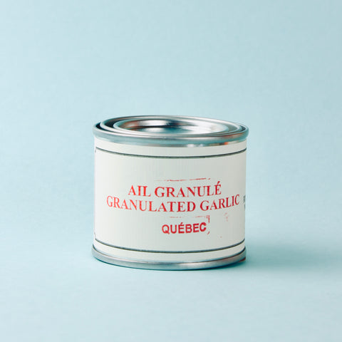 Granulated Garlic Flakes from Quebec Tin